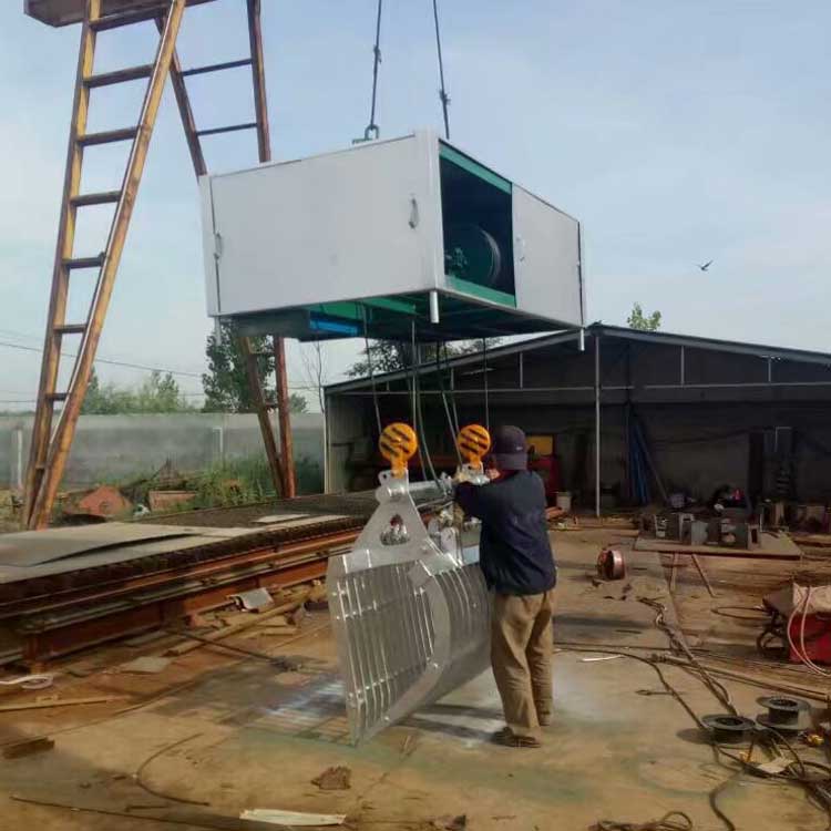 抓斗式清污機(jī)